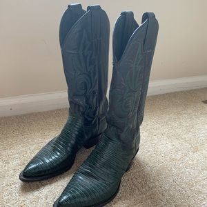 Justin cowboy boots